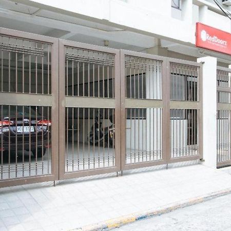 Reddoorz Plus Near Osmena Highway 2 Маніла Екстер'єр фото