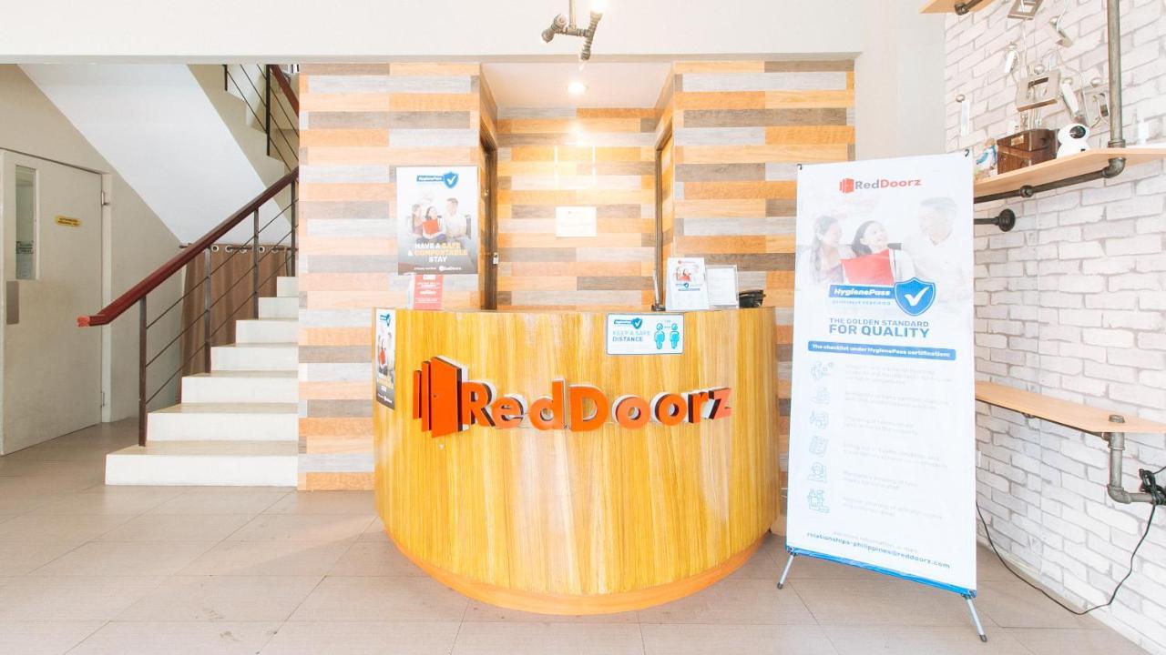 Reddoorz Plus Near Osmena Highway 2 Маніла Екстер'єр фото
