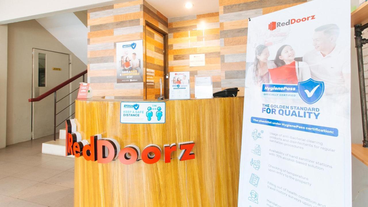 Reddoorz Plus Near Osmena Highway 2 Маніла Екстер'єр фото