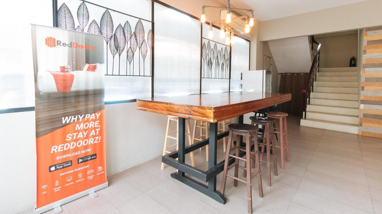 Reddoorz Plus Near Osmena Highway 2 Маніла Екстер'єр фото