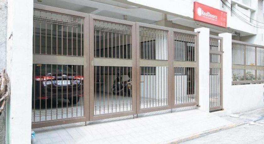 Reddoorz Plus Near Osmena Highway 2 Маніла Екстер'єр фото
