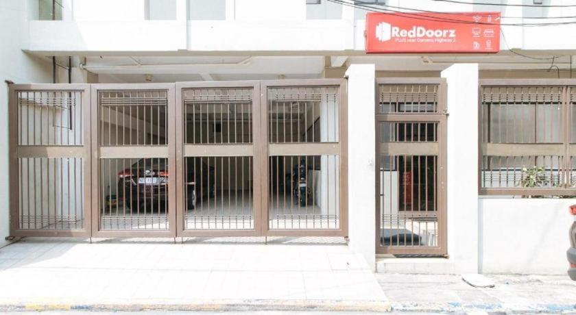 Reddoorz Plus Near Osmena Highway 2 Маніла Екстер'єр фото