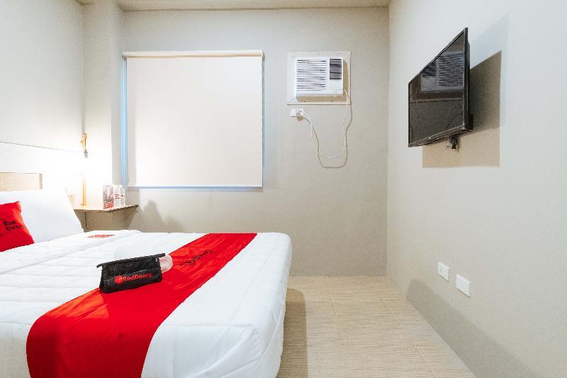 Reddoorz Plus Near Osmena Highway 2 Маніла Екстер'єр фото